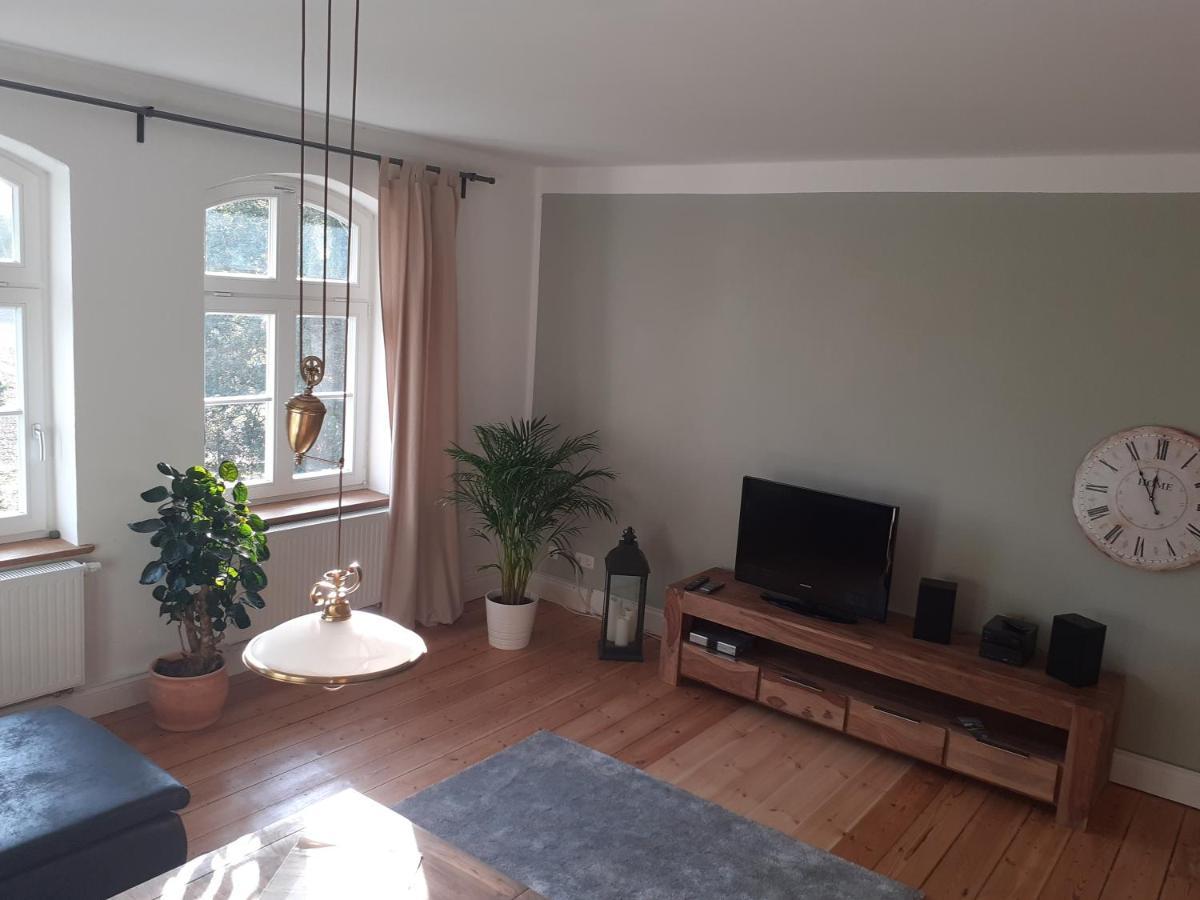 Ferienwohnung Ehemalige Revierfoersterei "Uns Luett" Kuhstorf 外观 照片